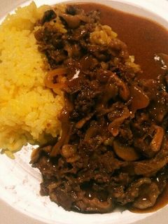 牛肉の煮込み、ストロガノフ風♪-レシピのメイン写真
