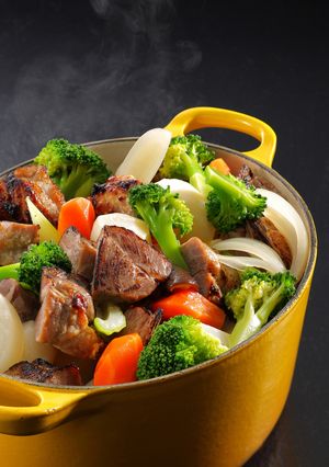 三五八ヨーグルト豚肩ロースのポトフ-レシピのメイン写真