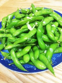 冷凍枝豆と冷凍ニンニクのさっと炒め-レシピのメイン写真