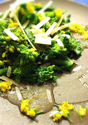 菜の花とパルミジャーノのイタリアンサラダ-レシピのメイン写真