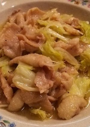 鶏皮とキャベツの塩麹炒め-レシピのメイン写真