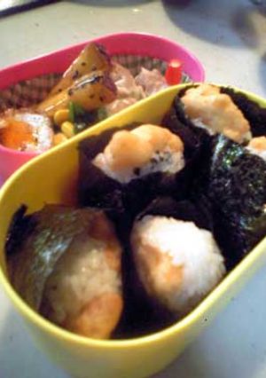 お茶漬け味のおにぎり!!-レシピのメイン写真