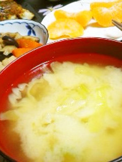 だしの素は後入れ!美味しいお味噌汁のコツ-レシピのメイン写真