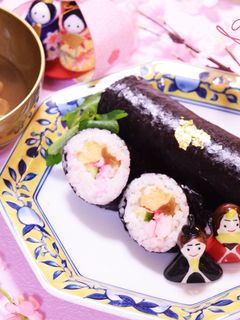 円と縁を呼ぶ☆おひな様の太巻き-レシピのメイン写真