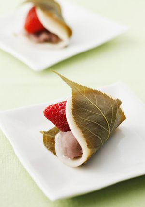 いちご入り桜もち-レシピのメイン写真