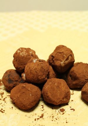 ココナッツバターのトリュフチョコ-レシピのメイン写真
