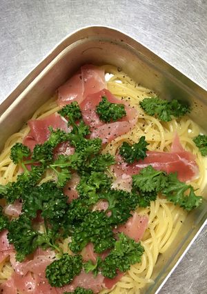 大メスティンで簡単生ハムパスタ-レシピのメイン写真