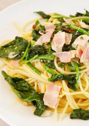 ほうれん草とベーコンの美味ペペロンチーノ-レシピのメイン写真