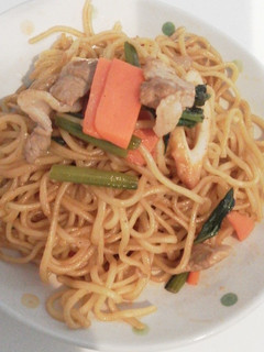 子供と一緒に食べる焼きそば-レシピのメイン写真