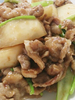 話題入り! 豚こまとカブの醤油炒め-レシピのメイン写真