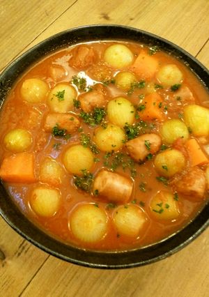 簡単ペコロスとウインナーのトマトソース煮-レシピのメイン写真