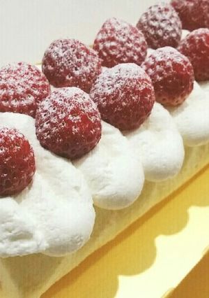 ふわふわ❤いちごロールケーキ♪-レシピのメイン写真