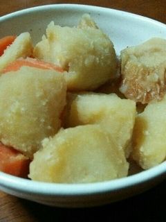 じゃがいも・人参・ちくわの炒め煮-レシピのメイン写真