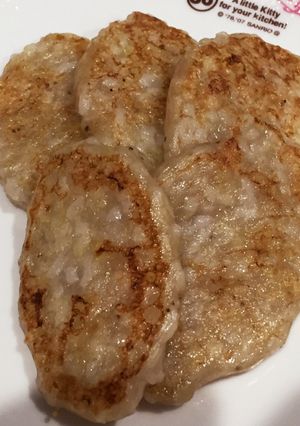離乳食中期〜☆バナナとおかゆのおやき-レシピのメイン写真