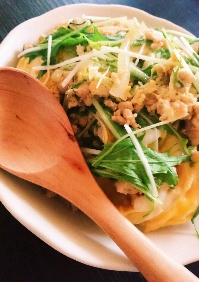 *鶏挽き肉のあっさり卵とじ丼-レシピのメイン写真