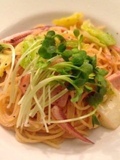 簡単!イカゲソと春キャベツの塩パスタ-レシピのメイン写真