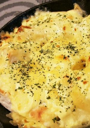 超簡単★スキレットではんぺんのチーズ焼き-レシピのメイン写真