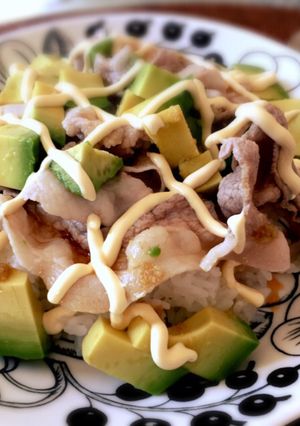 ヘルシーでクリーミィ♡カフェ風アボカド丼-レシピのメイン写真