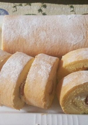 いちごロールケーキ-レシピのメイン写真