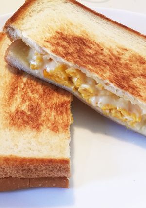 簡単☆チーズ入りホットサンド-レシピのメイン写真