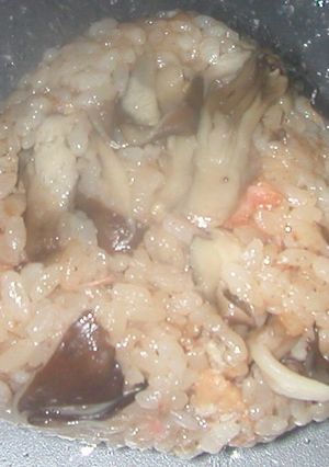 干し海老＆舞茸＆油揚げの炊き込みご飯-レシピのメイン写真