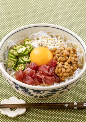 しらたきでヘルシー☆ばくだん混ぜそば-レシピのメイン写真