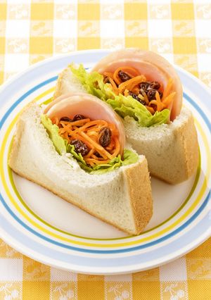 キャロットラペとチーズのポケットサンド-レシピのメイン写真