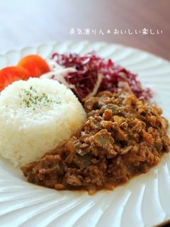 れんこんとトマトの肉みそカレー-レシピのメイン写真