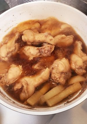 簡単!放っておくだけ♡手羽元と大根の煮物-レシピのメイン写真
