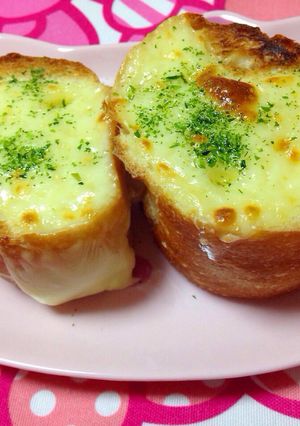 誰でも出来る♪簡単チーズフランスパン♪-レシピのメイン写真