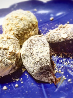 レンジで簡単!ほうじ茶ときな粉の生チョコ-レシピのメイン写真