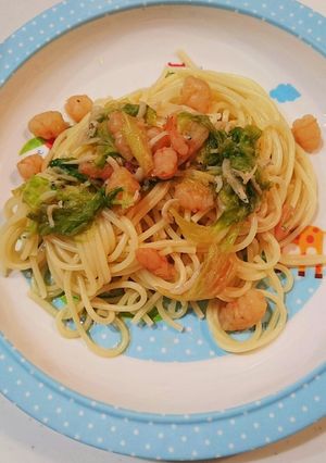 むきえびと釜揚げしらすと豆苗のパスタ-レシピのメイン写真