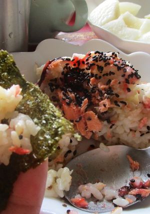 簡単感嘆!とまーすのお握らーず-レシピのメイン写真