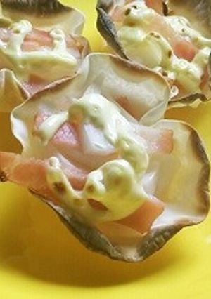 ガスグリルで新玉葱入り餃子皮焼きカップ-レシピのメイン写真