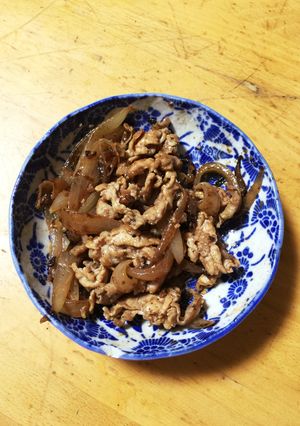 豚しゃぶ肉とゴマドレで作る甘辛炒め-レシピのメイン写真