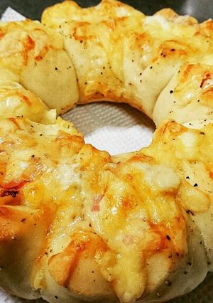 チーズベーコンwithマヨのちぎりパン-レシピのメイン写真
