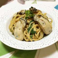 รูปของ 牡蠣と菜の花のコクうまパスタ♡