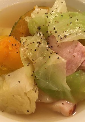 キャベツとカボチャのシンプルスープ-レシピのメイン写真