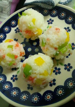 彩り三色おにぎり-レシピのメイン写真