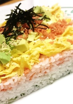 ひな祭り*お酢不使用！菱餅風押しごはん♪-レシピのメイン写真