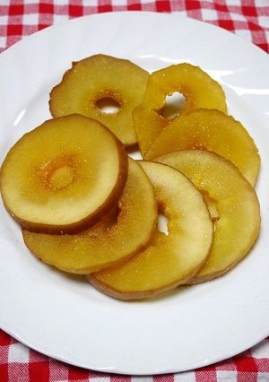 レンジで簡単！焼きりんご(純露)-レシピのメイン写真
