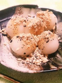 白玉デザート黒ゴマきなこをかけて♪-レシピのメイン写真