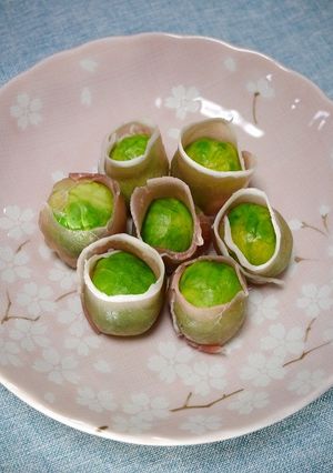 簡単！芽キャベツの生ハム巻き-レシピのメイン写真