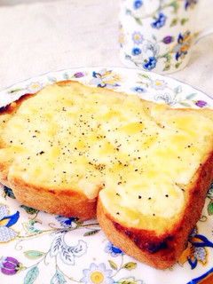 朝パンに♪チーズたっぷり♪チーズトースト-レシピのメイン写真