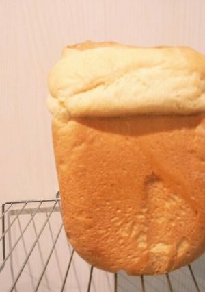 早焼き☆ノンオイルハニー生クリームパン-レシピのメイン写真