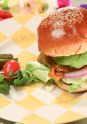 チューボーですよ！アボカドチーズバーガー-レシピのメイン写真