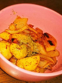 たまねぎとジャガイモのバター炒め-レシピのメイン写真