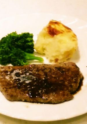 熟成!!　牛モモ肉ステーキ　六甲牛-レシピのメイン写真