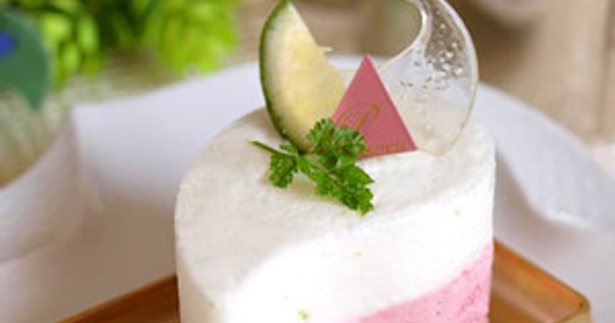 ライムとフランボワーズのムース by 馬嶋屋菓子道具店 【クックパッド