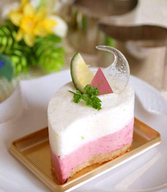 ライムとフランボワーズのムース by 馬嶋屋菓子道具店 【クックパッド